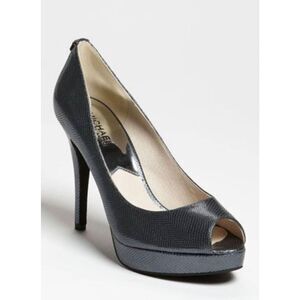 MICHAEL KORS York Leather-Embossed Peep Toe Pump Size 7M